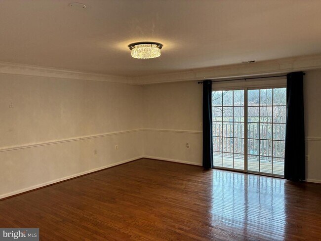 501 Garrison Woods Dr in Stafford, VA - Building Photo - Building Photo