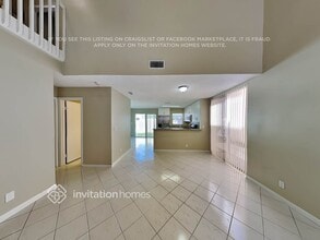 9878 NW 2nd St in Plantation, FL - Foto de edificio - Building Photo