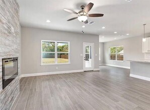 1415 Diceman Ave in Dallas, TX - Building Photo - Building Photo