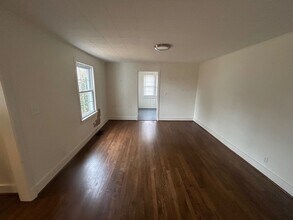 939 Central Dr in West Columbia, SC - Building Photo - Building Photo