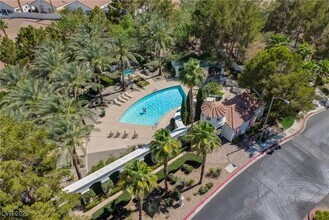 1812 Stablegate Ave in Henderson, NV - Building Photo - Building Photo