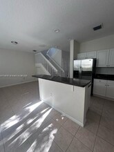 18738 SW 28th St in Miramar, FL - Building Photo - Building Photo