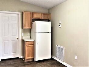 2063 Corner Meadow Cir in Orlando, FL - Building Photo - Building Photo