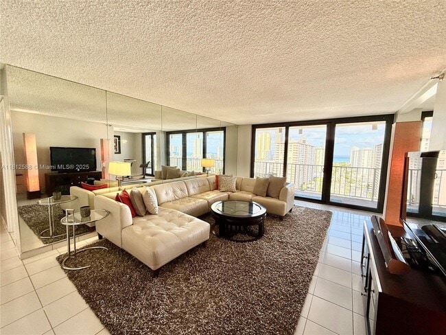 290 174th St in Sunny Isles Beach, FL - Building Photo - Building Photo