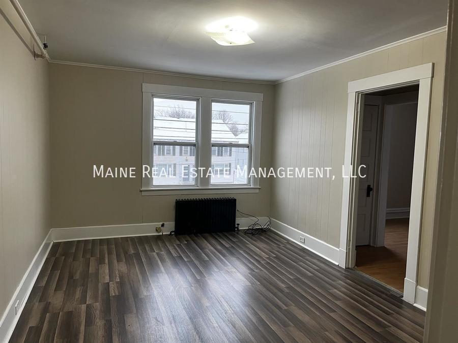 101 Center St-Unit -2 in Brewer, ME - Building Photo