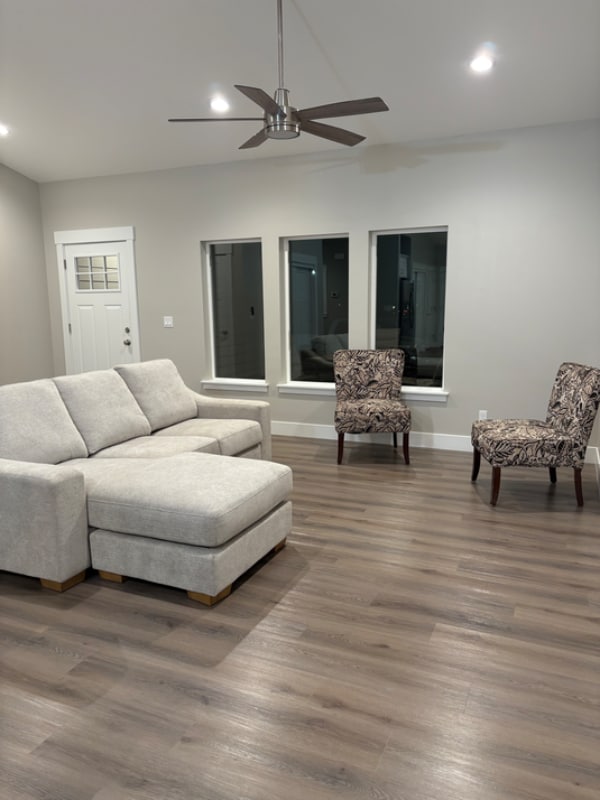 4817 Summitview Ave in Yakima, WA - Building Photo - Building Photo