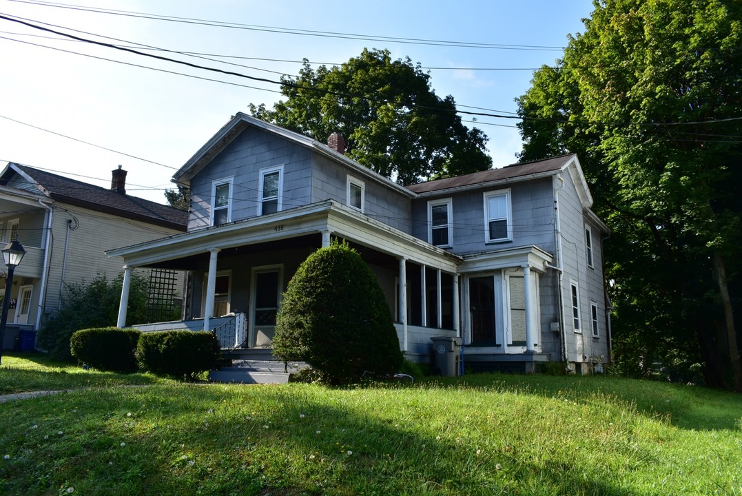 436 Arch St in Meadville, PA - Foto de edificio