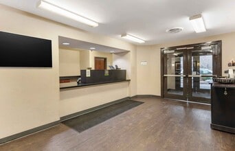 Furnished Studio-Minneapolis - Airport - E in Eagan, MN - Foto de edificio - Building Photo