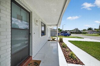 7725 Summertree Ln, Unit L402003D in New Port Richey, FL - Building Photo - Building Photo