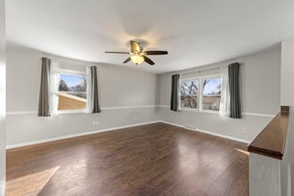 1614 Lucylle Ave in St. Charles, IL - Building Photo - Building Photo