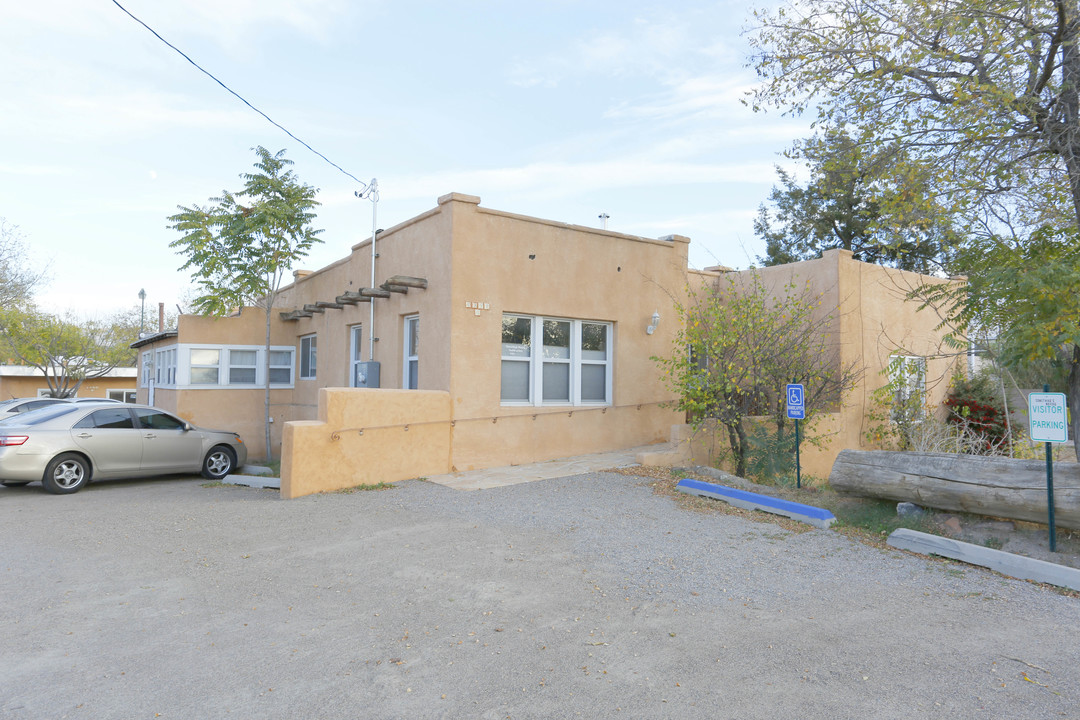 Mobile Home Park and Building in Albuquerque, NM - Foto de edificio