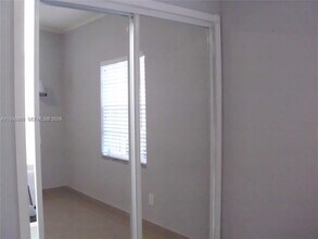 50 E 43rd St in Hialeah, FL - Building Photo - Building Photo