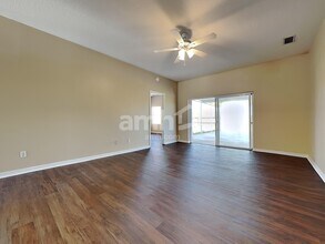 10814 Peppersong Dr in Riverview, FL - Building Photo - Building Photo