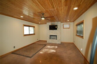 575 Homesite Rd in Pottsboro, TX - Building Photo - Building Photo