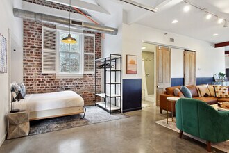 430 Notre Dame St in New Orleans, LA - Building Photo - Building Photo