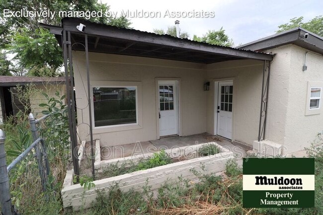 property at 2125 1/2 E 8th St