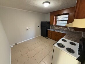 5009 Brewer Ct in Nashville, TN - Building Photo - Building Photo