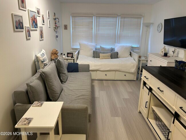 1804 Grand Central Ave in Lavallette, NJ - Building Photo - Building Photo