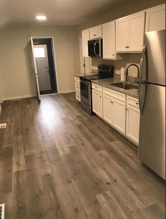 3 Flagg Rd in Shrewsbury, MA - Building Photo