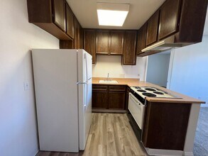 6176 Beadnell Way-Unit -69 in San Diego, CA - Foto de edificio - Building Photo