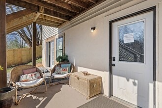 14 Lincoln Ave W, Unit A in Asheville, NC - Foto de edificio - Building Photo