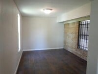 419 Gammon Dr photo'