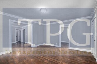 1825 E 67th St in Kansas City, MO - Building Photo - Building Photo