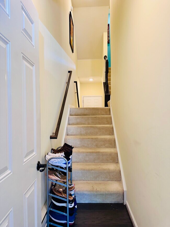 3220 Yeager Dr in Herndon, VA - Building Photo - Building Photo