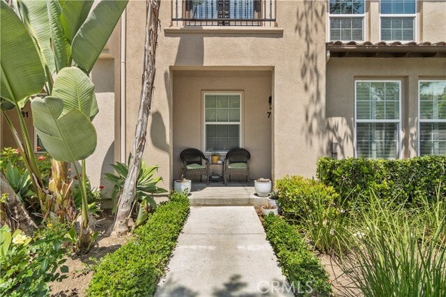 property at 75 Reunion