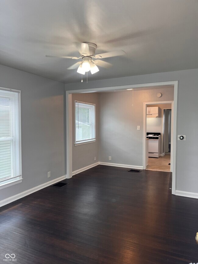 4842 Hillside Ave in Indianapolis, IN - Building Photo - Building Photo