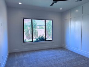 376 Water Course Dr in Washington, UT - Building Photo - Building Photo