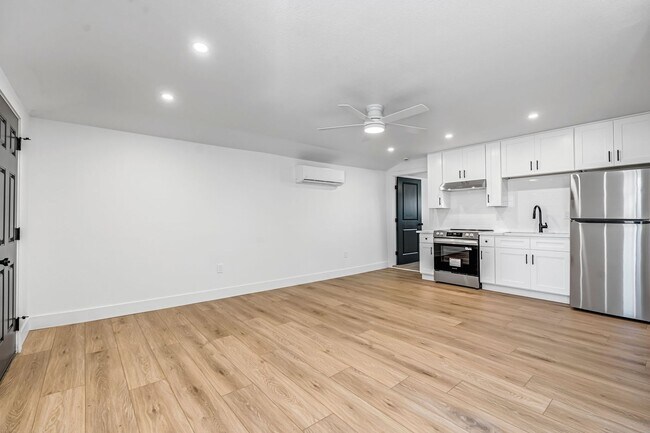 406 Sierra Ave in Clovis, CA - Building Photo - Building Photo