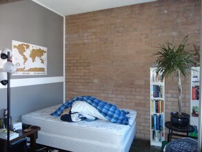 9 Commonwealth Ct, Unit 14 in Boston, MA - Foto de edificio - Building Photo