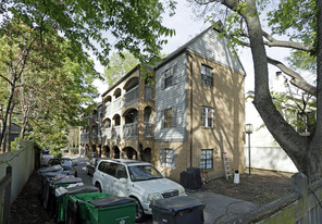 406 W 9th St Apartments