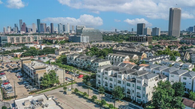 4015 Lillian St in Houston, TX - Foto de edificio - Building Photo