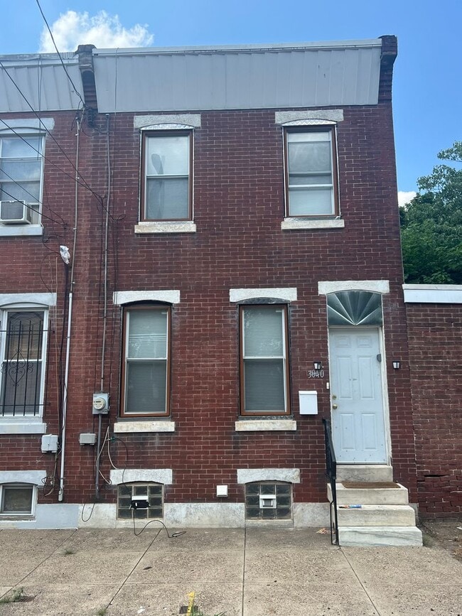 3040 Martha St in Philadelphia, PA - Building Photo - Building Photo
