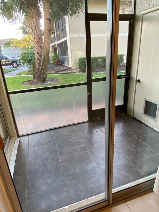 6532 Chasewood Dr in Jupiter, FL - Building Photo