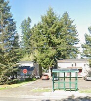 615 Division St NW in Olympia, WA - Building Photo