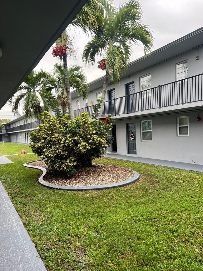 4250 SW 67th Ave, Unit 31