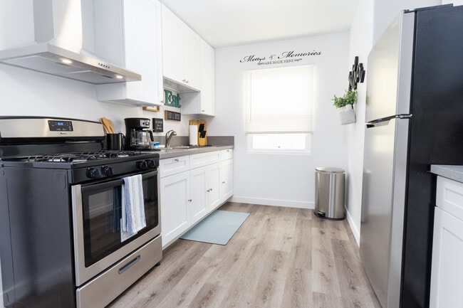 property at 3126 Cañon St