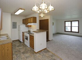 2024 30th Ave S, Unit 11