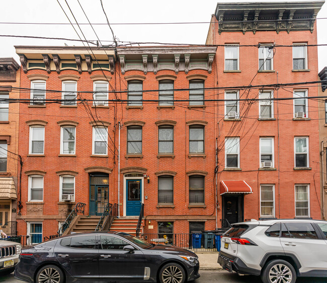 727 Garden St in Hoboken, NJ - Foto de edificio - Building Photo