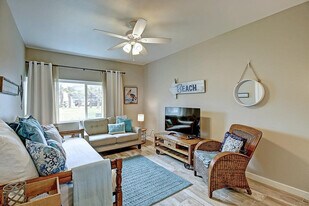 1129 Eleventh St in Port Aransas, TX - Building Photo