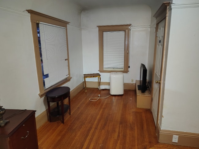 2438 Haste St in Berkeley, CA - Building Photo - Building Photo