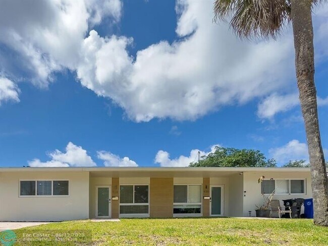 property at 930 Orange Isle