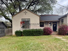 302 E Dodge St in Tyler, TX - Building Photo