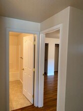 2210 Arlington Dr in Medford, OR - Building Photo - Building Photo