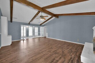 27110 Jimmy Ln in Conroe, TX - Building Photo - Building Photo