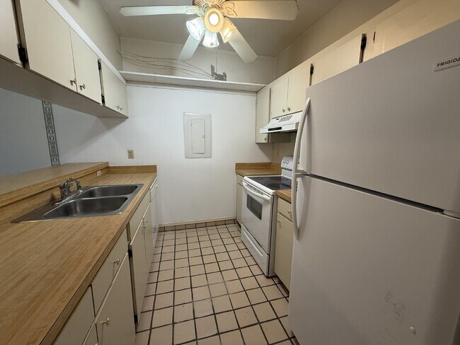 926 Tennis Way in Haines City, FL - Building Photo - Building Photo