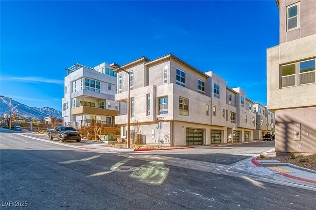 property at 639 Grey Saker St